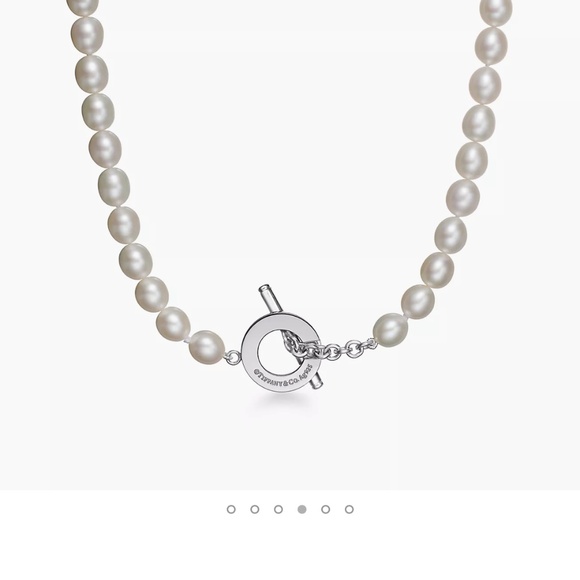 Tiffany Pearl Necklace: Freshwater Pearl Toggle - Picture 3 of 5